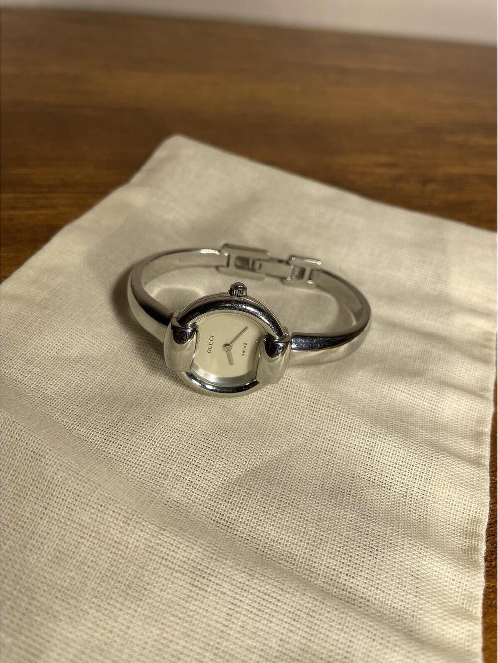 Gucci 1400L Silver Bangle Watch Minimalist Silver Dial Vtg
